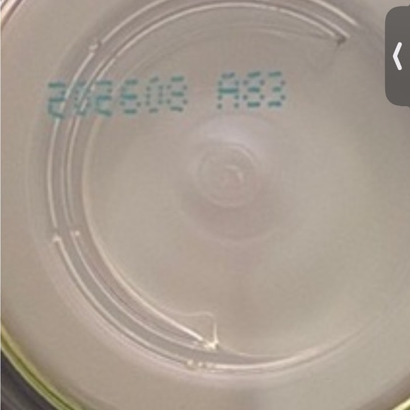 Clinique Even Better Serum - Silver and White - Picture 11 of 11